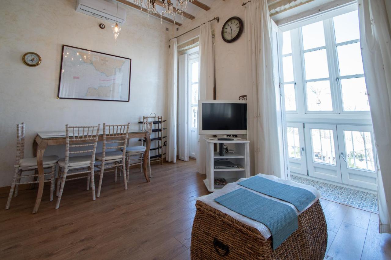 Apartamento Sherezade Y La Ciudad De 加的斯 外观 照片